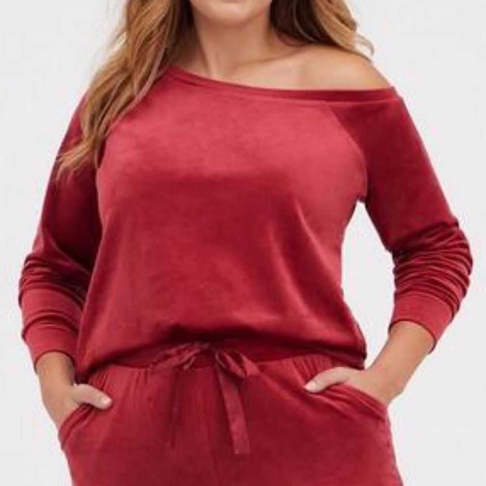Torrid Sleep Women 1X Red Velour Long Sleeve Off-Shoulder Lounge Sweatshirt